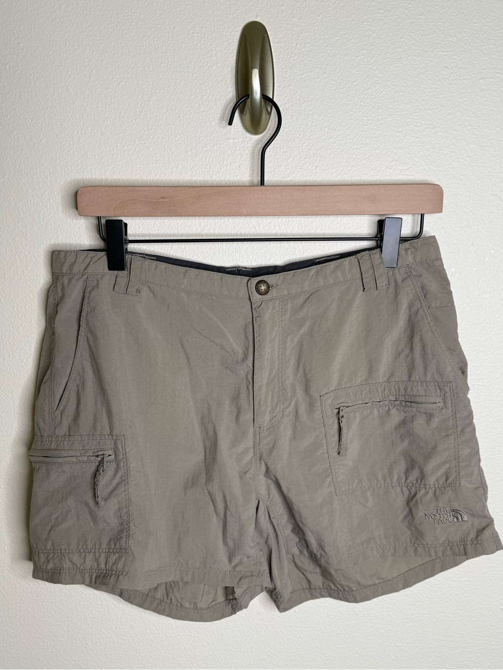 The North Face Women’s Beige Stowable Cargo Shorts Pockets Nylon Size 8